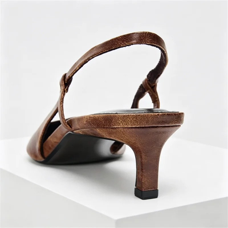 Escarpins de styliste à talons - Women Shoes Brown Colour avis et prix
